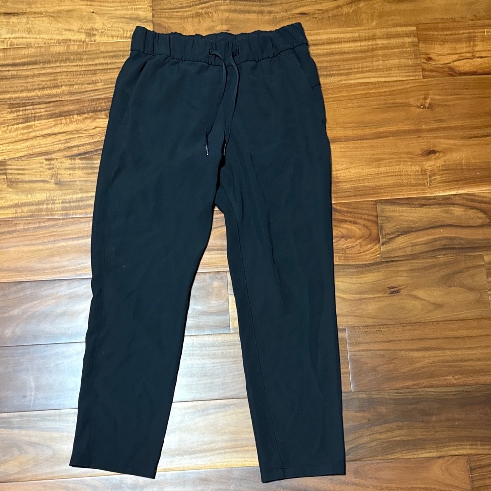 Women’s Lululemon Drawstring jogger Pants, sz 6, VGUC